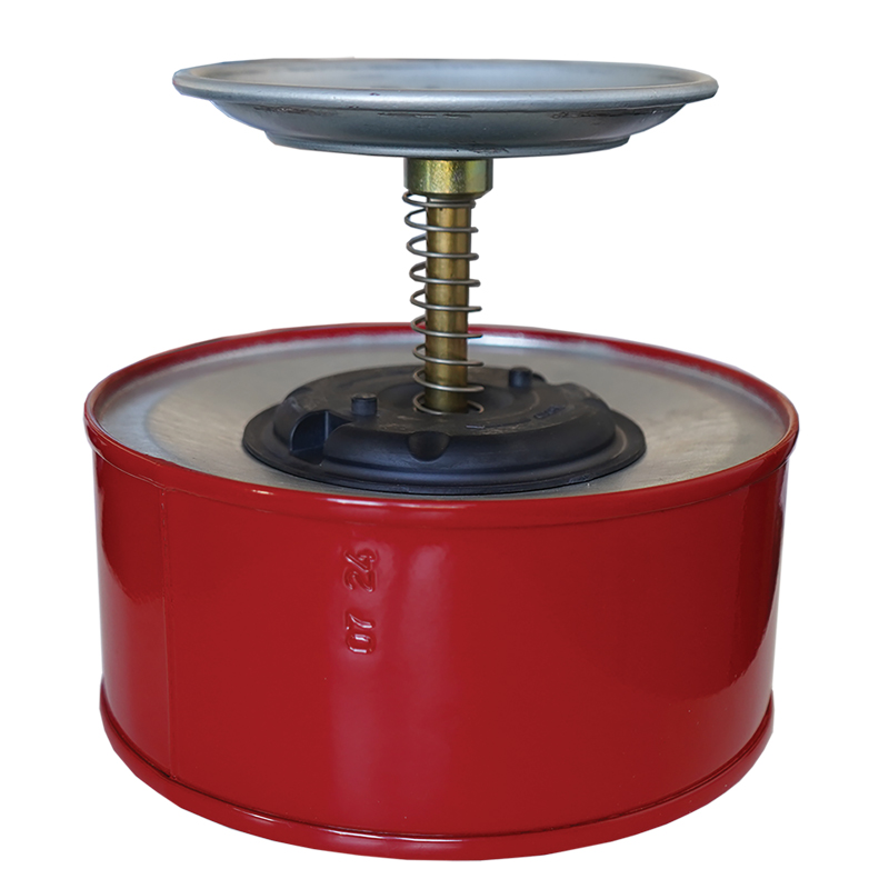 Doseur pour nettoyant pour solvant